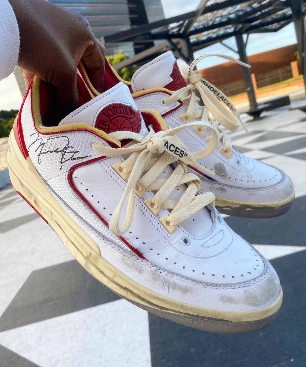 NIKE AIR JORDAN 2 LOW × Off-White™️メンズ - スニーカー