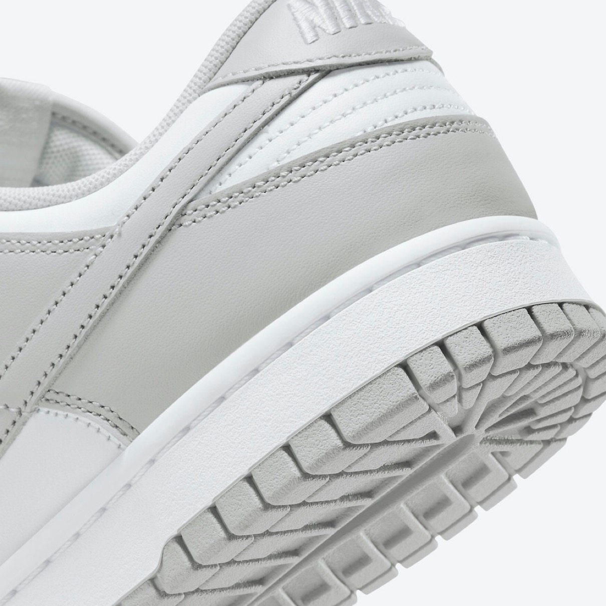 満点の Nike Dunk Low Grey Fog 28センチ 新品 グレーフォグ - 靴
