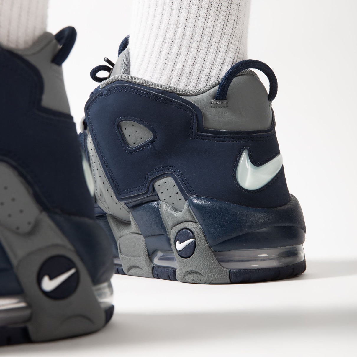 NIKE AIR MORE UPTEMPO HOYAS