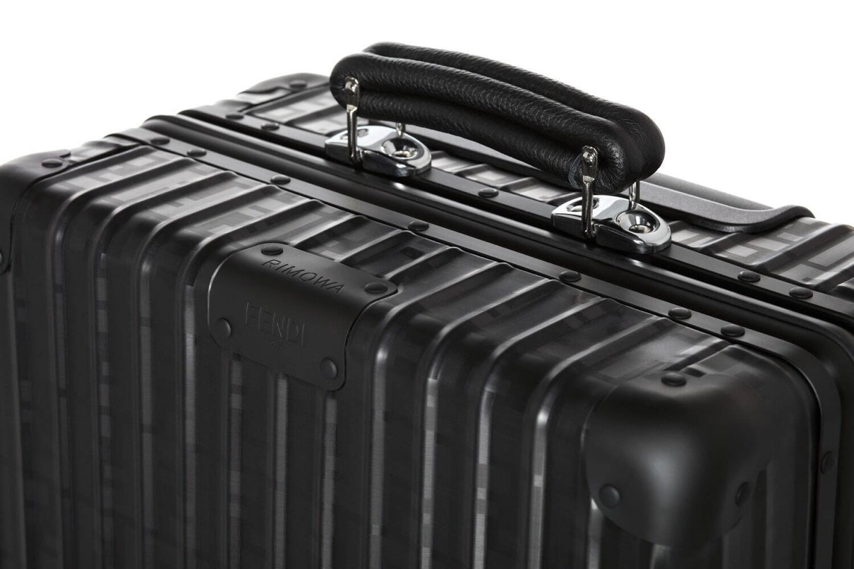 FENDI × RIMOWA】コラボスーツケースのオンライン販売が開始。一部直営 