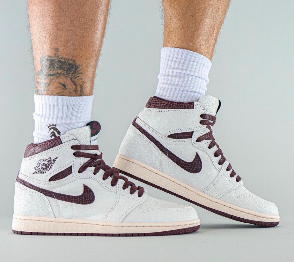 A Ma Maniere × Nike】Air Jordan 1 High OG SP “Sail and Burgundy ...