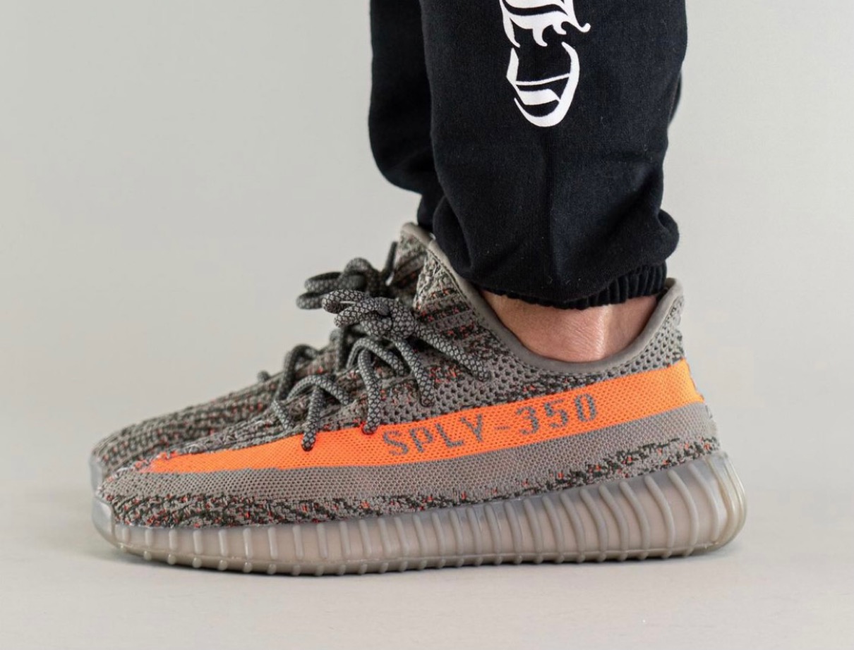 yeezy boost 350 v2 ベルーガリフレクティブ