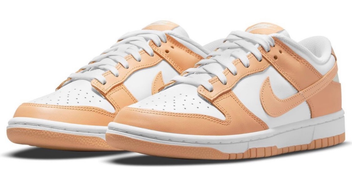 Nike WMNS Dunk Low "Harvest Moon"