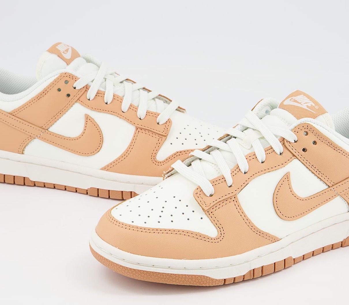 Nike WMNS Dunk Low "Harvest Moon"