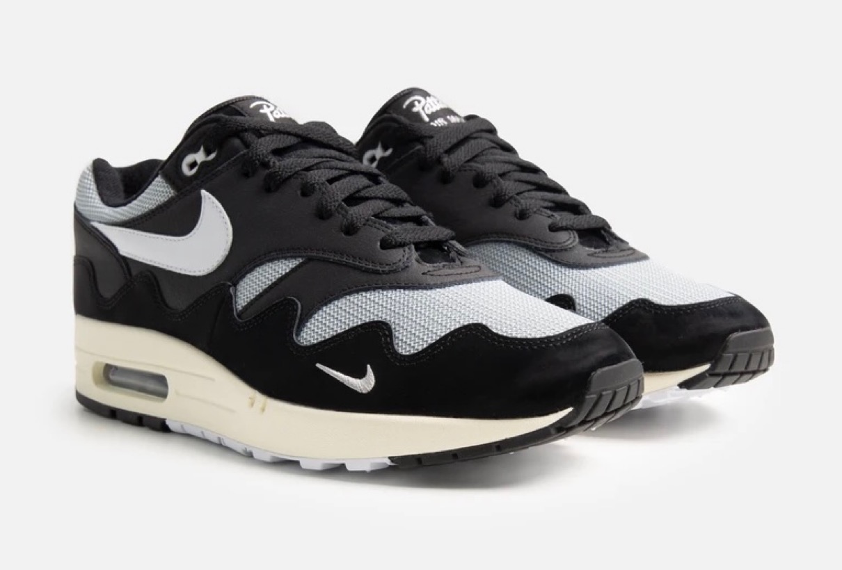 nike air max 1 black and white suede