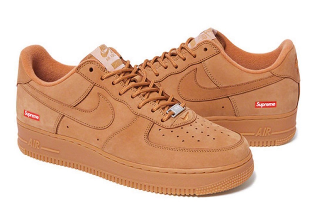 Nike supreme コラボ af1茶色