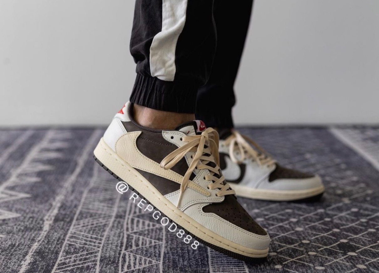 ナイキ トラヴィス スコット Travis Scott Air Jordan 1 Low OG ...