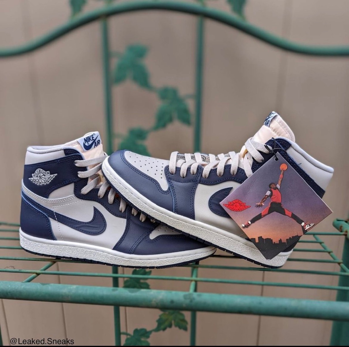 NIKE AIR JORDAN 1 HI 85 GEORGETOWN 27.5 - minik.hr