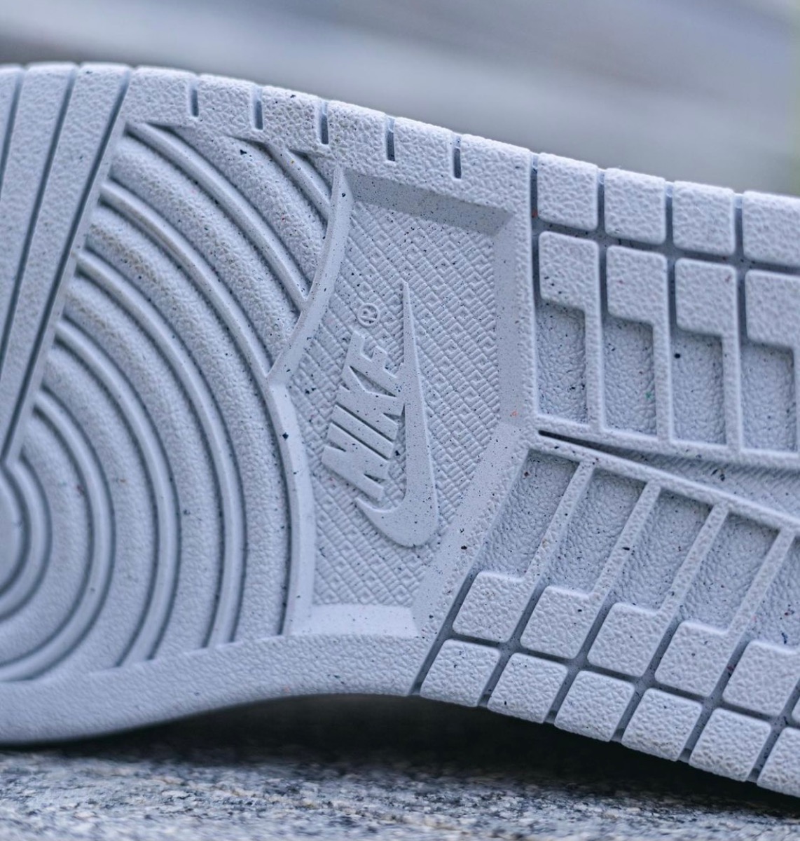 Nike Wmns Air Jordan 1 Mid SE “Sanddrift”が国内7月14日に発売