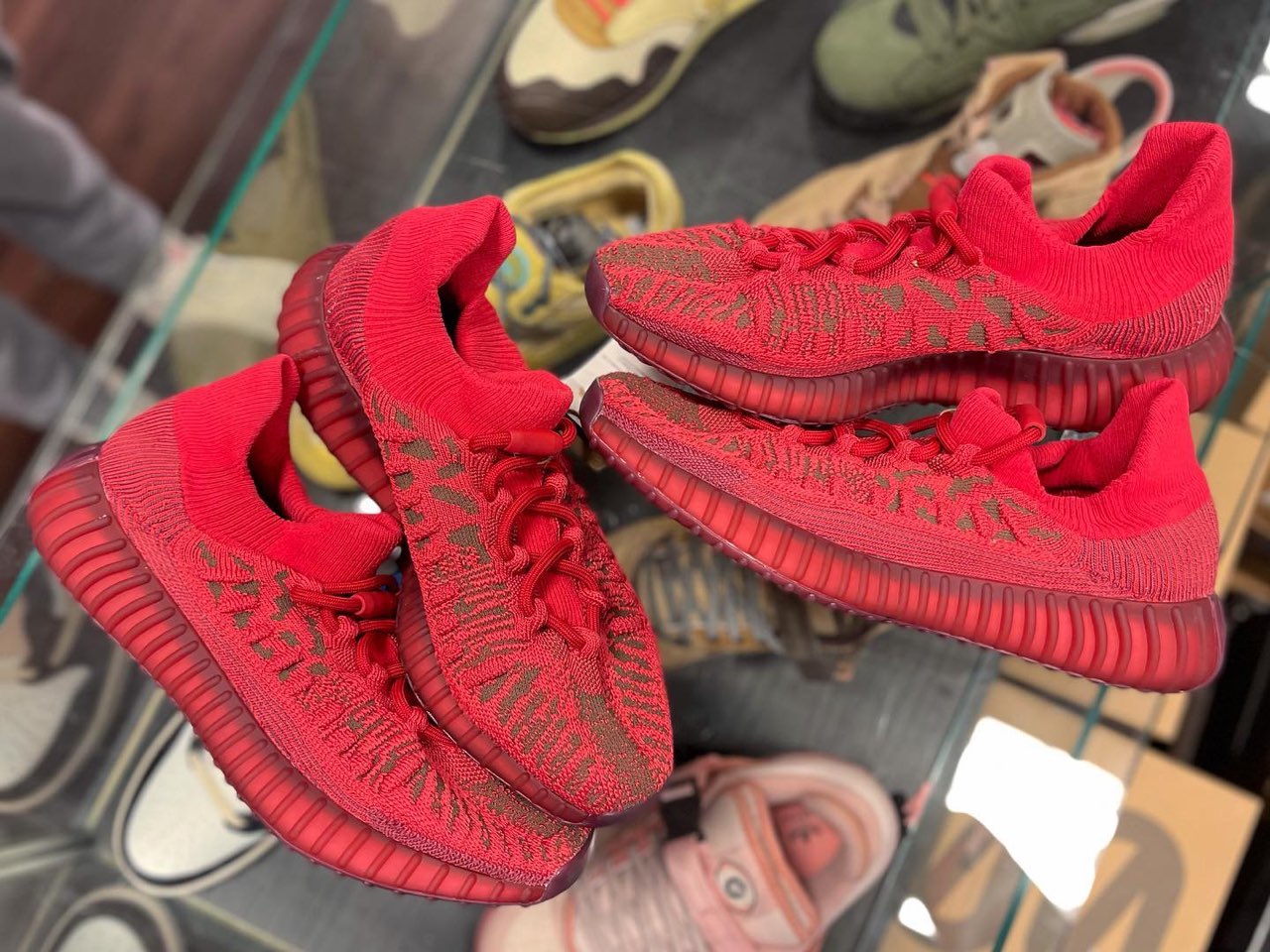 Adidas yeezy boost outlet red night