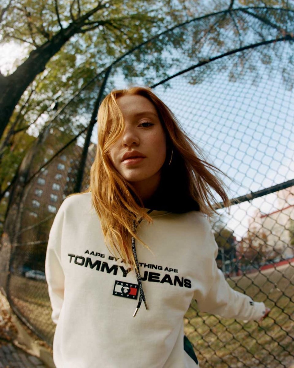 AAPE × TOMMY JEANS】コラボコレクション第2弾が国内1月18日に発売予定