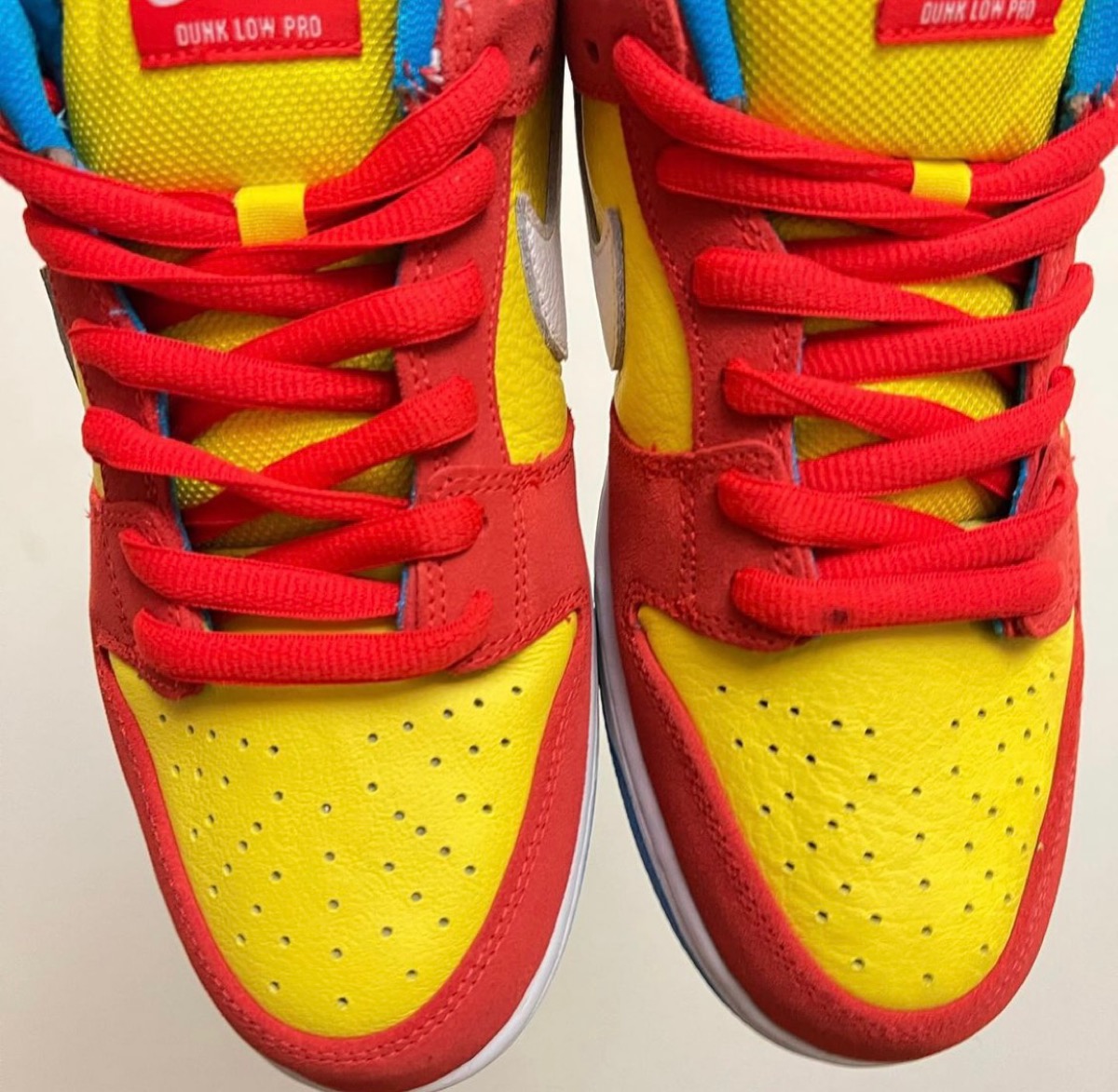 Bart Simpsonカラーの新作 Nike SB Dunk Low Pro “Habanero Red”が2022 