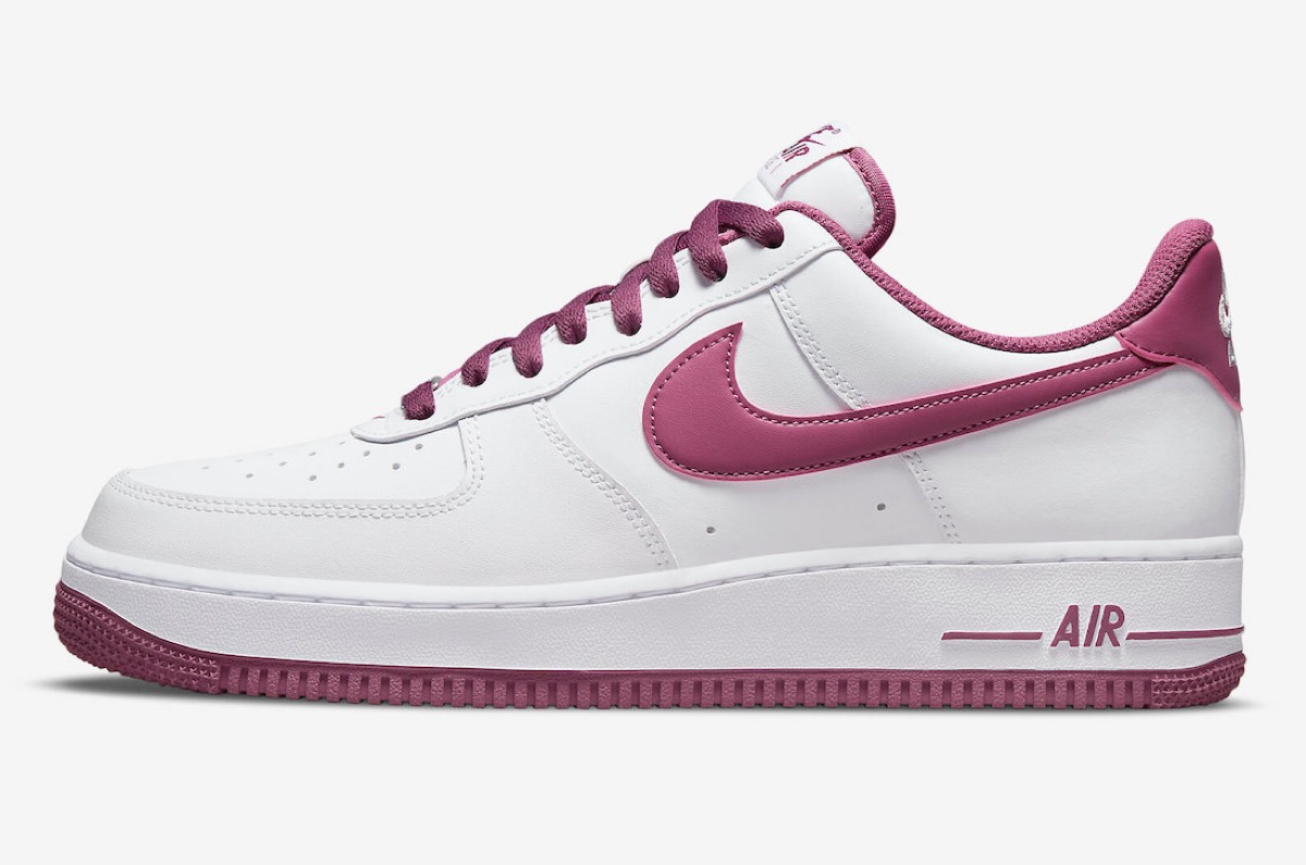 Nike Air Force 1 '07 “White/Light Bordeaux”が国内4月9日に発売予定