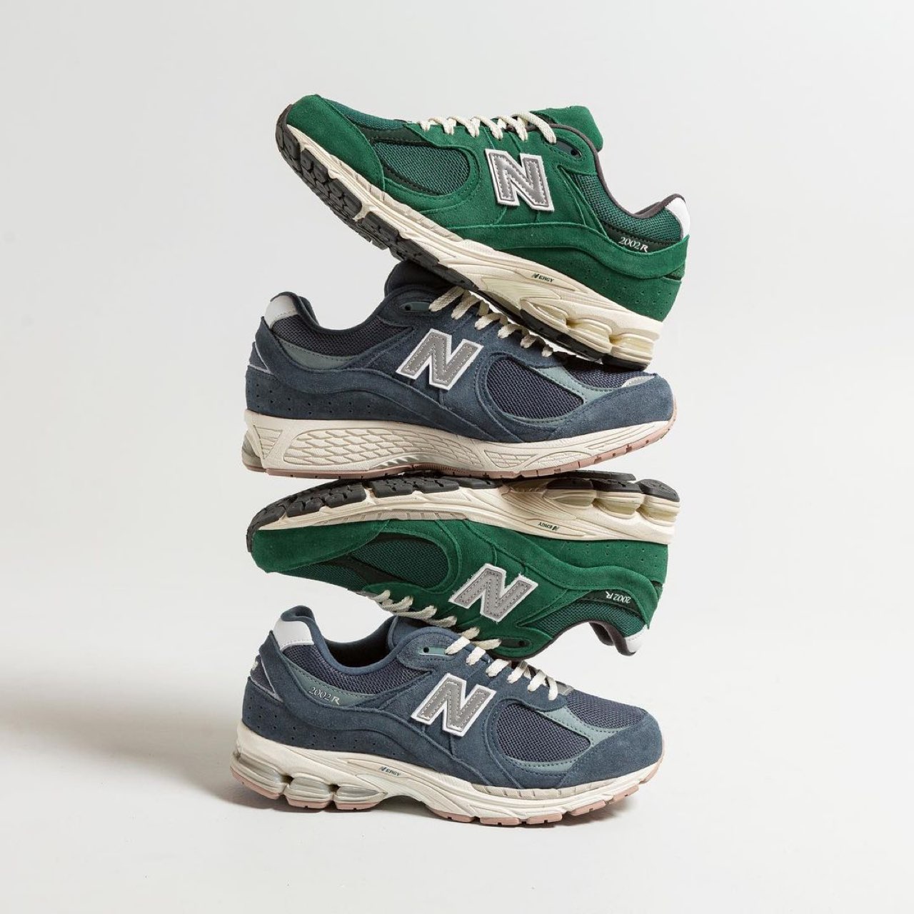 New Balance 2002R “Suede Pack”が国内2月25日/3月12日に発売予定 | UP TO DATE