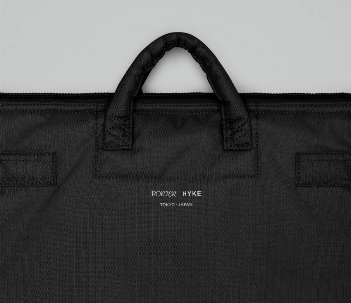 HYKE × PORTER コラボヘルメットバッグが国内3月9日/3月18日より発売 