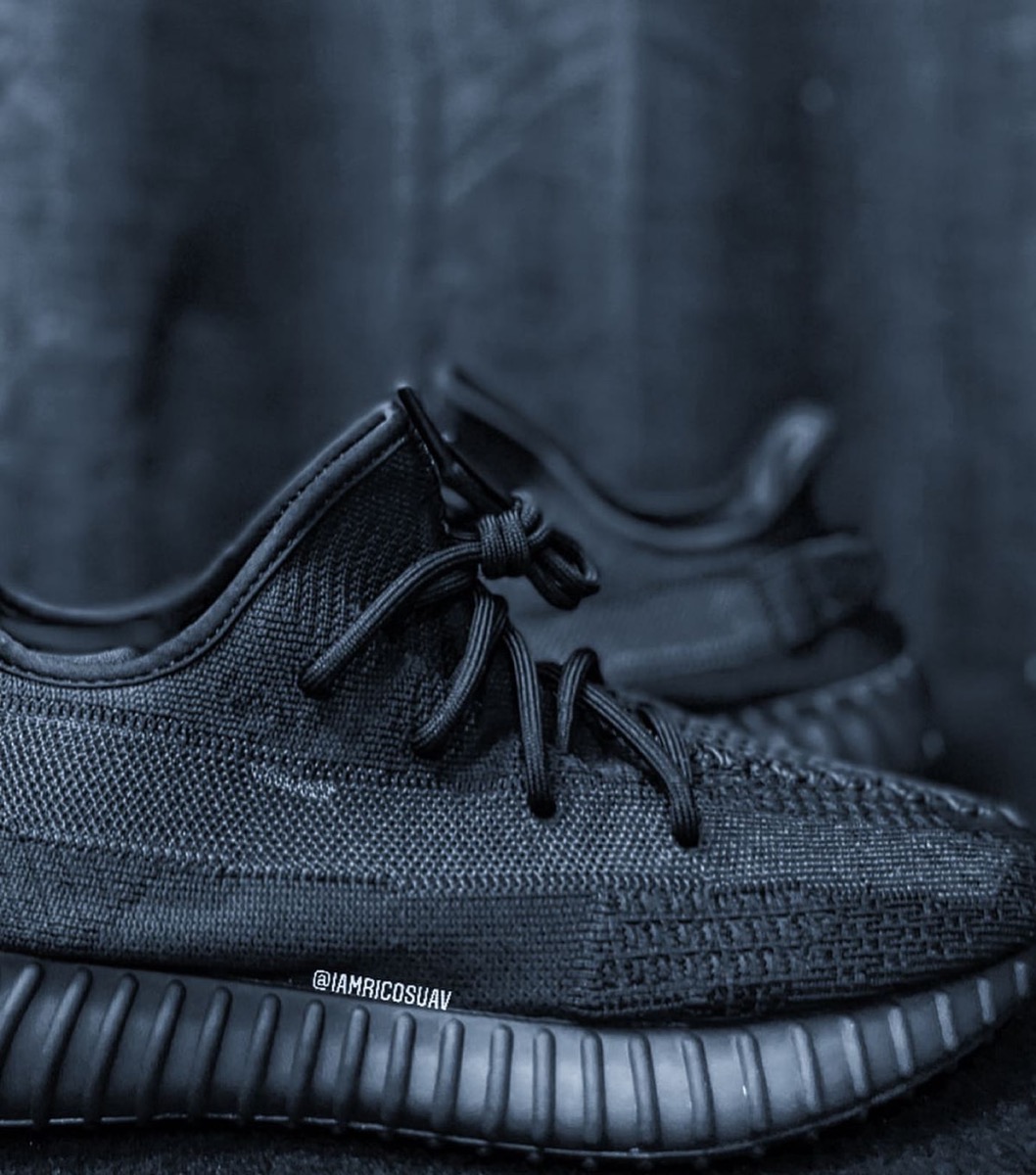 adidas Yeezy Boost 350 V2 “Onyx”が国内5月31日に再販予定 ［HQ4540 ...