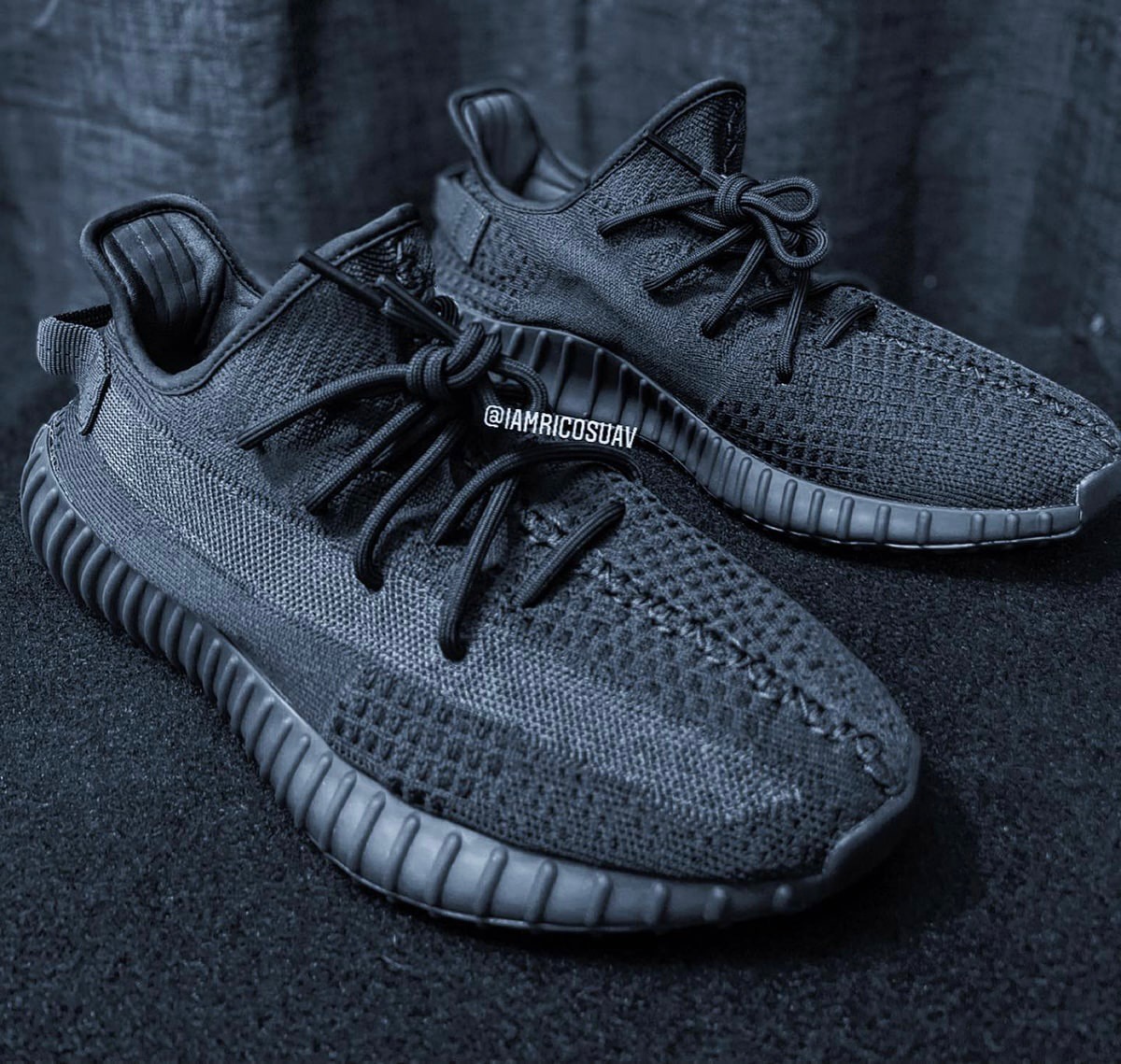 adidas Yeezy Boost 350 V2 “Onyx”が国内5月31日に再販予定 ［HQ4540 ...