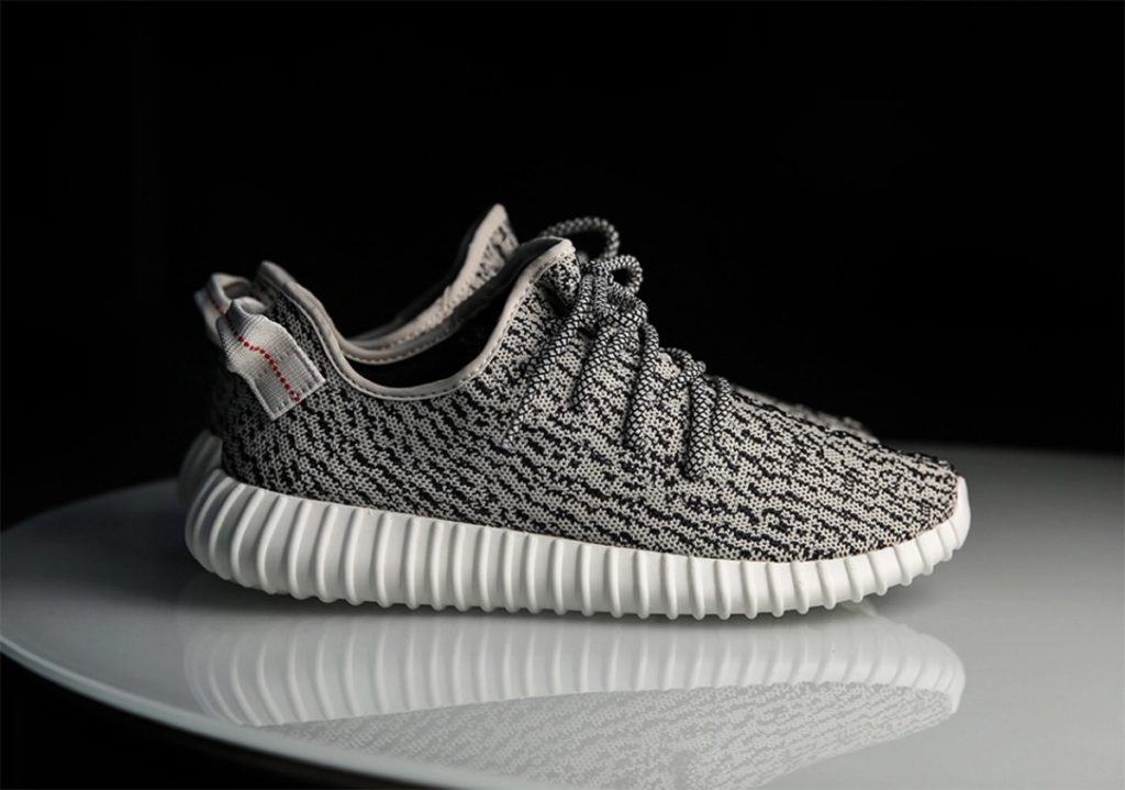 adidas Yeezy Boost 350 “Turtle Dove”が2022年8月1日に再販予定