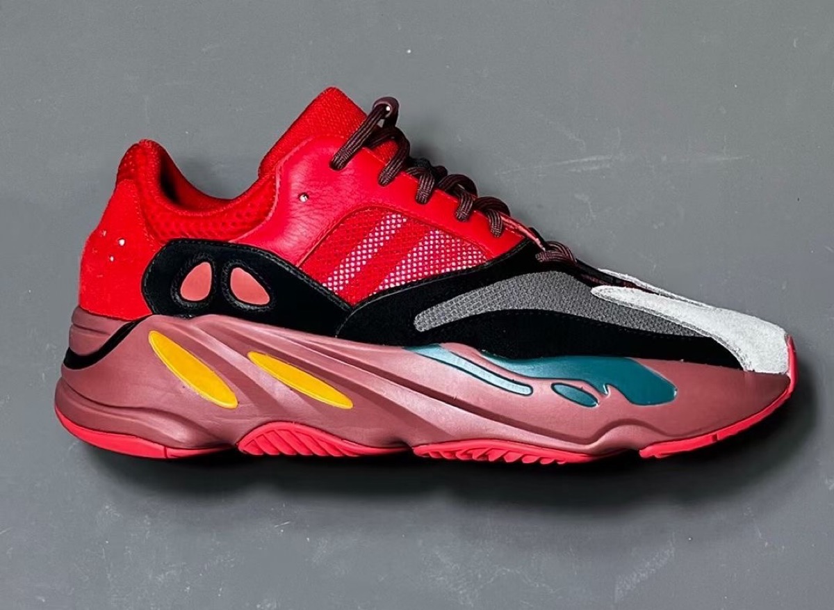 adidas YEEZY  BOOST 700"HI RES RED"