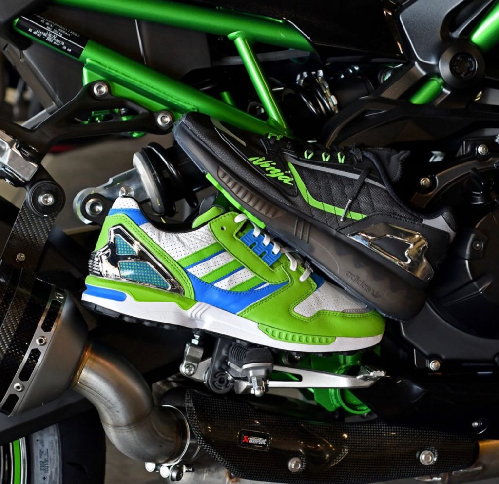 KAWASAKI × adidas Originals ZX8000 Ninja