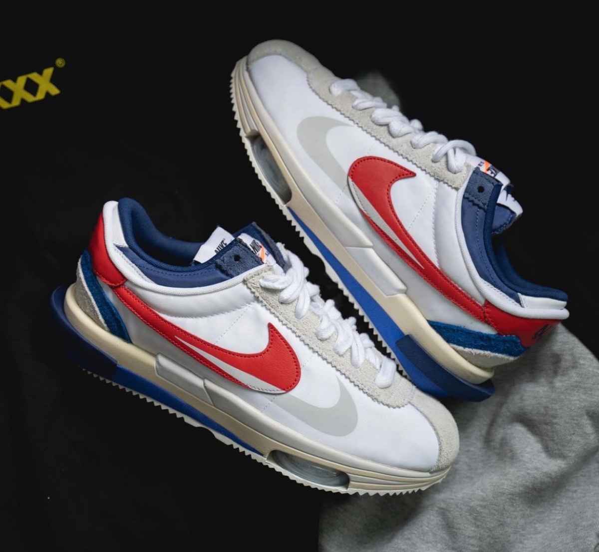 sacai × Nike『Zoom Cortez SP』の新色が国内12月8日／12月13日より