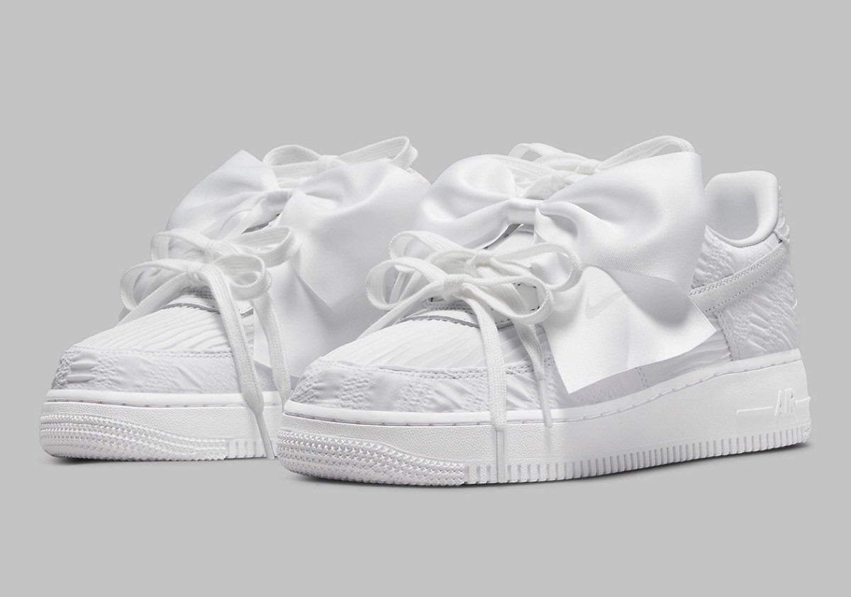 Nikeから大型リボンを搭載した可愛すぎるwmns Air Force 1 07 Lx White Bow が5月日より発売 Up To Date