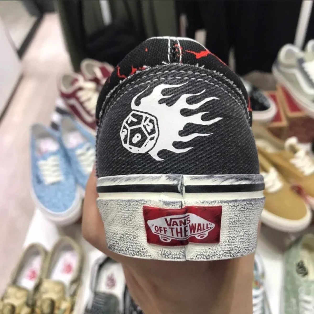 Stranger Things × Vans コラボコレクションが国内8月26日/9月2日に ...