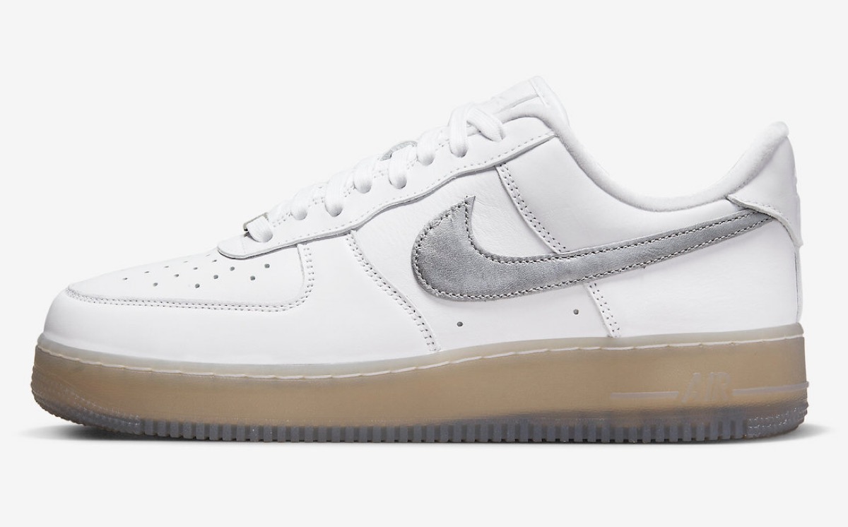 NIKE AIR FORCE 1 メタリック エアフォース1AIRFORCE1