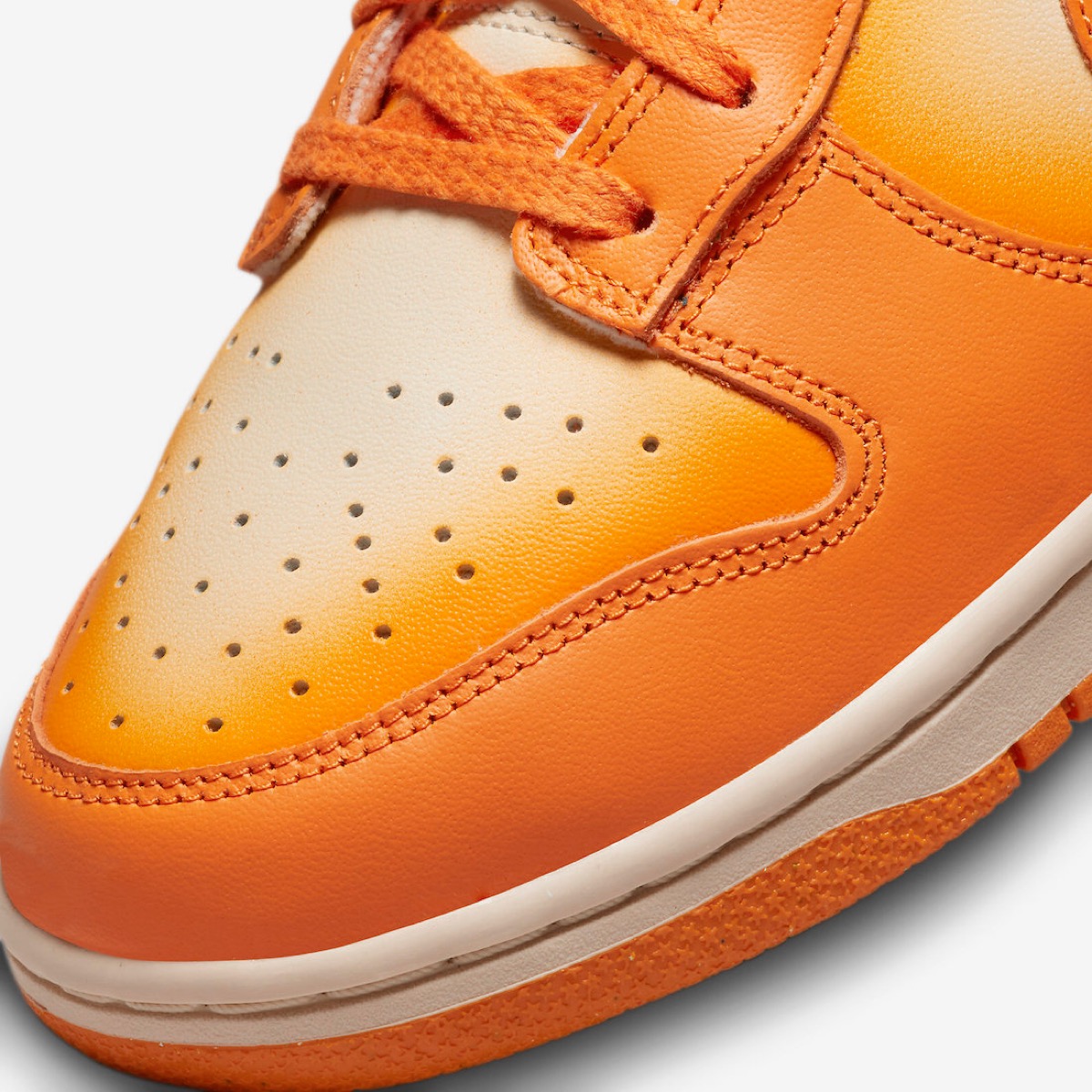 Nike Wmns Dunk Low “Magma Orange”が10月1日より発売予定 | UP TO DATE