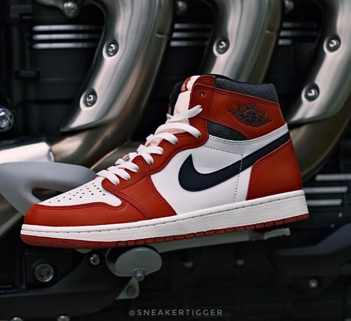 Chicagoをヴィンテージ風に仕上げたNike Air Jordan 1 High OG “Lost ...