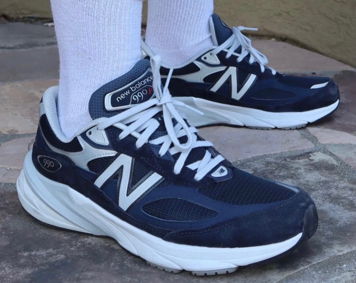 newbalance 990v6 黒-