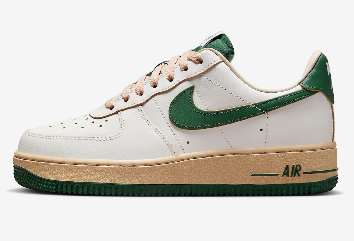 Nike WMNS Air Force 1 Low vintage靴