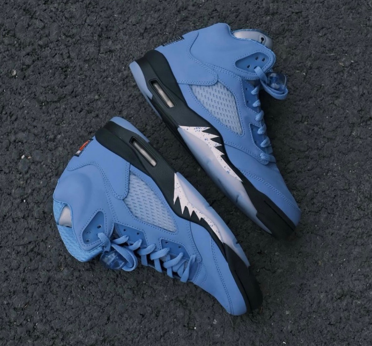 UNCカラーの新作 Nike Air Jordan 5 Retro SE “University Blue”が国内 ...