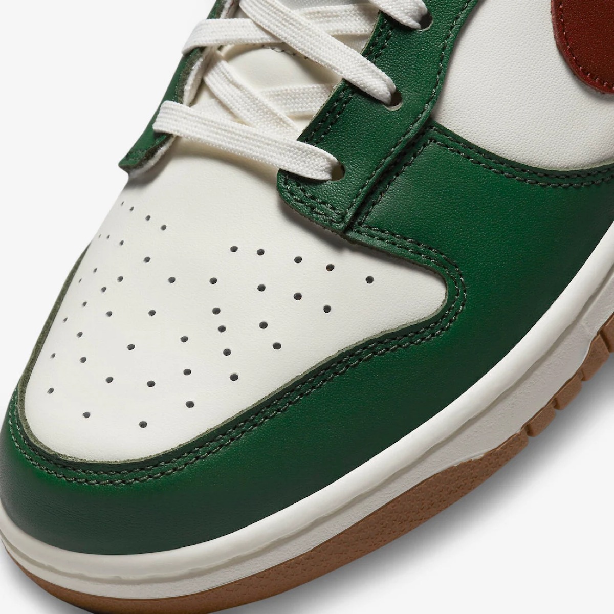 Nike Dunk Low “Gorge Green/Team Red”が10月1日より発売予定 | UP TO DATE