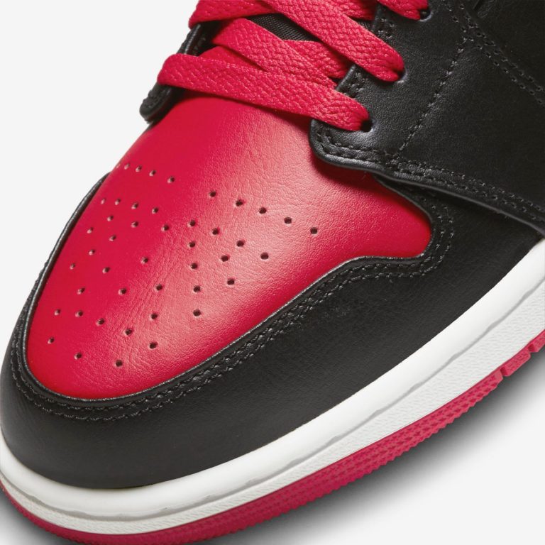 åä½OGã«ã©ã¼ãå½·å½¿ã¨ããã Nike Air Jordan 1 Mid âAlternate Bredâãå½å1æ1æ¥ã«çºå£²äºå® [DQ8426-060] | UP TO DATE