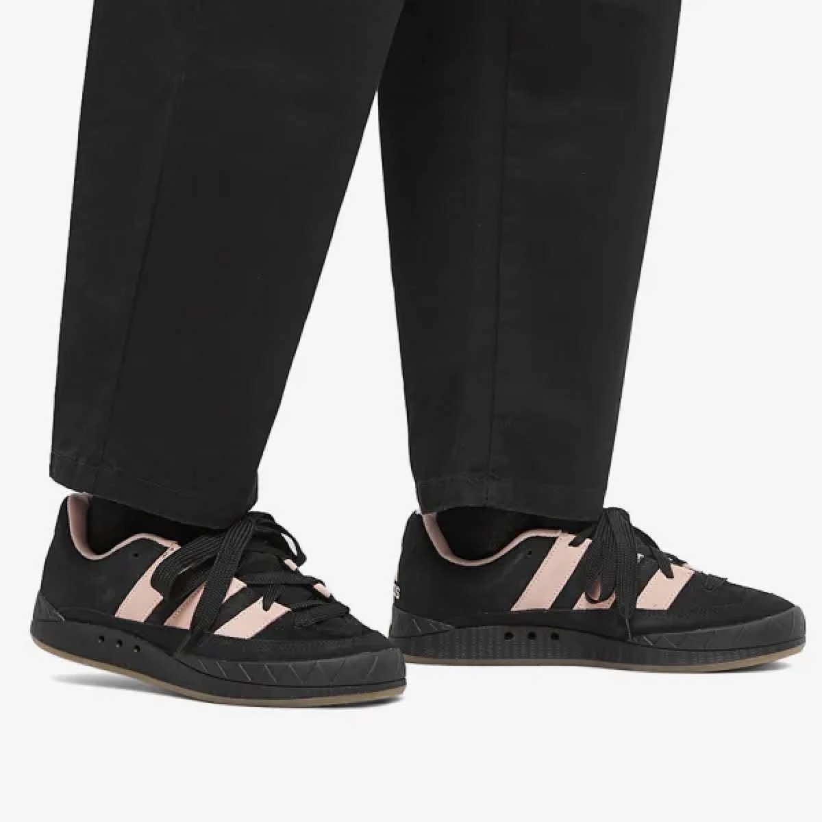 adidas Adimatic “Core Black & Pink Tint”が国内11月18日より発売予定 