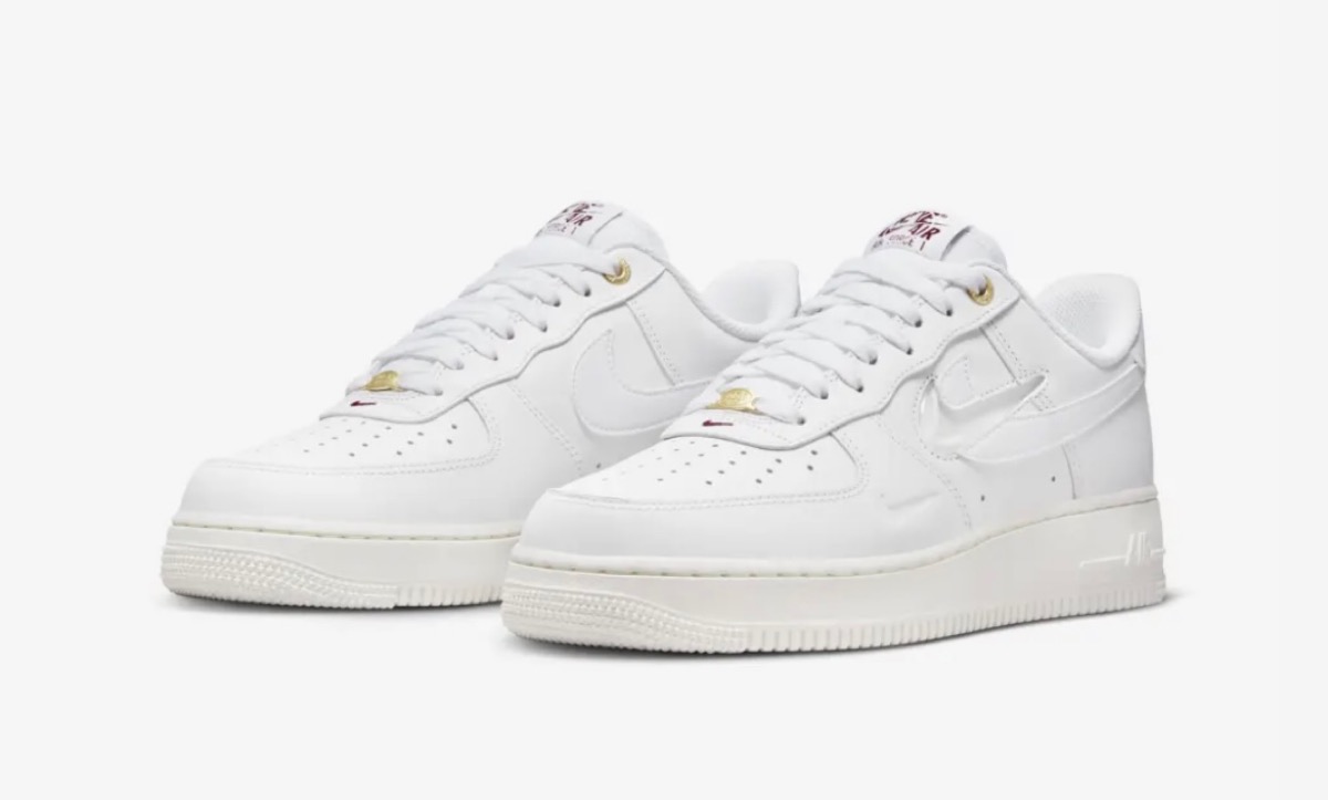 【新品】23.5㎝NIKE WMNS AIR FORCE 1 '07 40周年