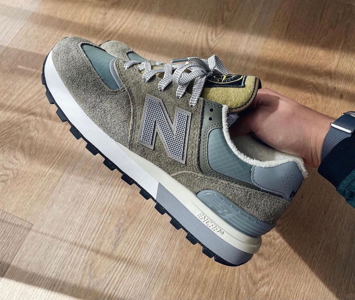 Stone Island × New Balance 〈574 Legacy〉が国内2月16日に発売予定