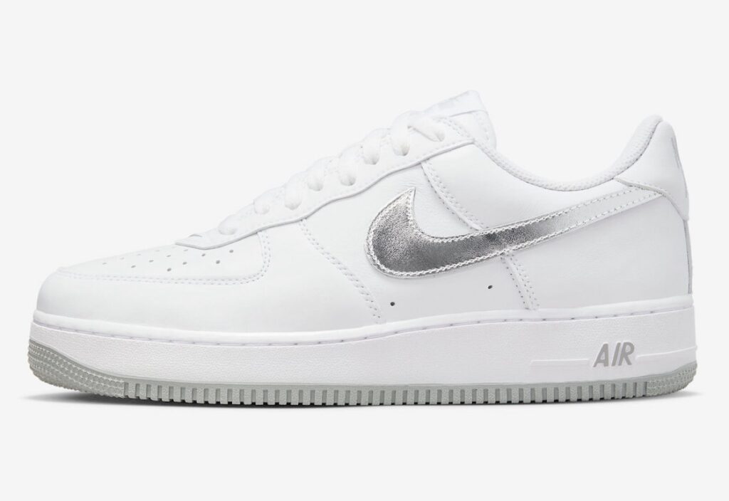 Nike Air Force 1 Low Retro “Color of the Month” Metallic Silverが 
