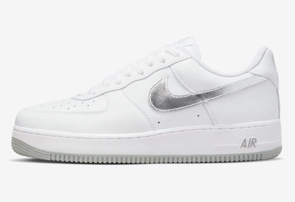 NIKE Air Force1 ナイキ エアフォース1 ´82刻印タグ 個人配送OK