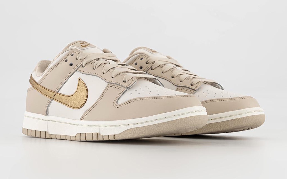 nikeNIKE Dunk Low Gold Swoosh 新品