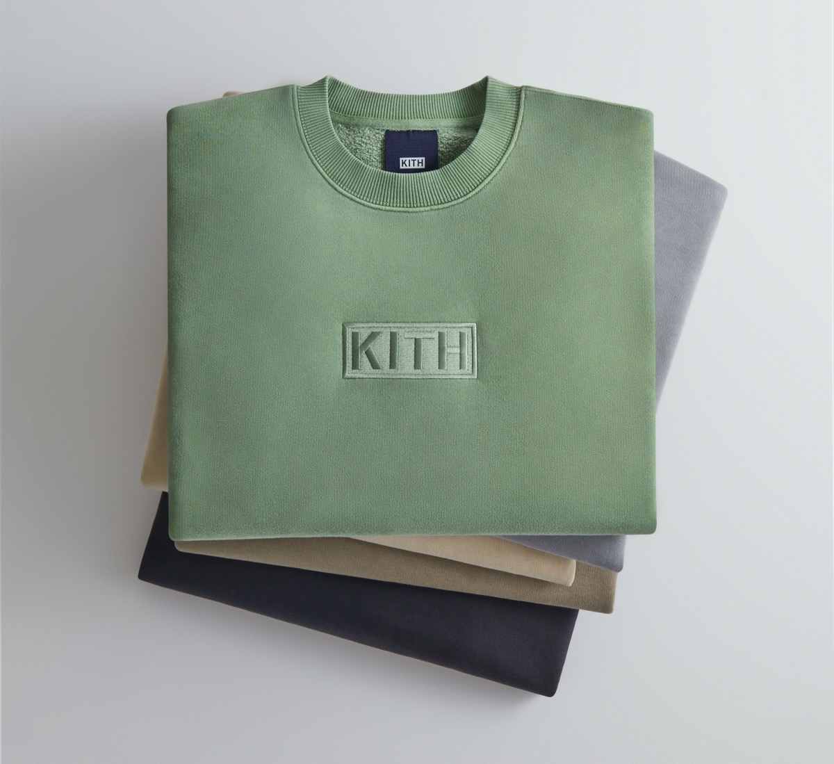 kith キス　サイバーマンデー　クルーネック　10周年　ベージュ　ボックスロゴ