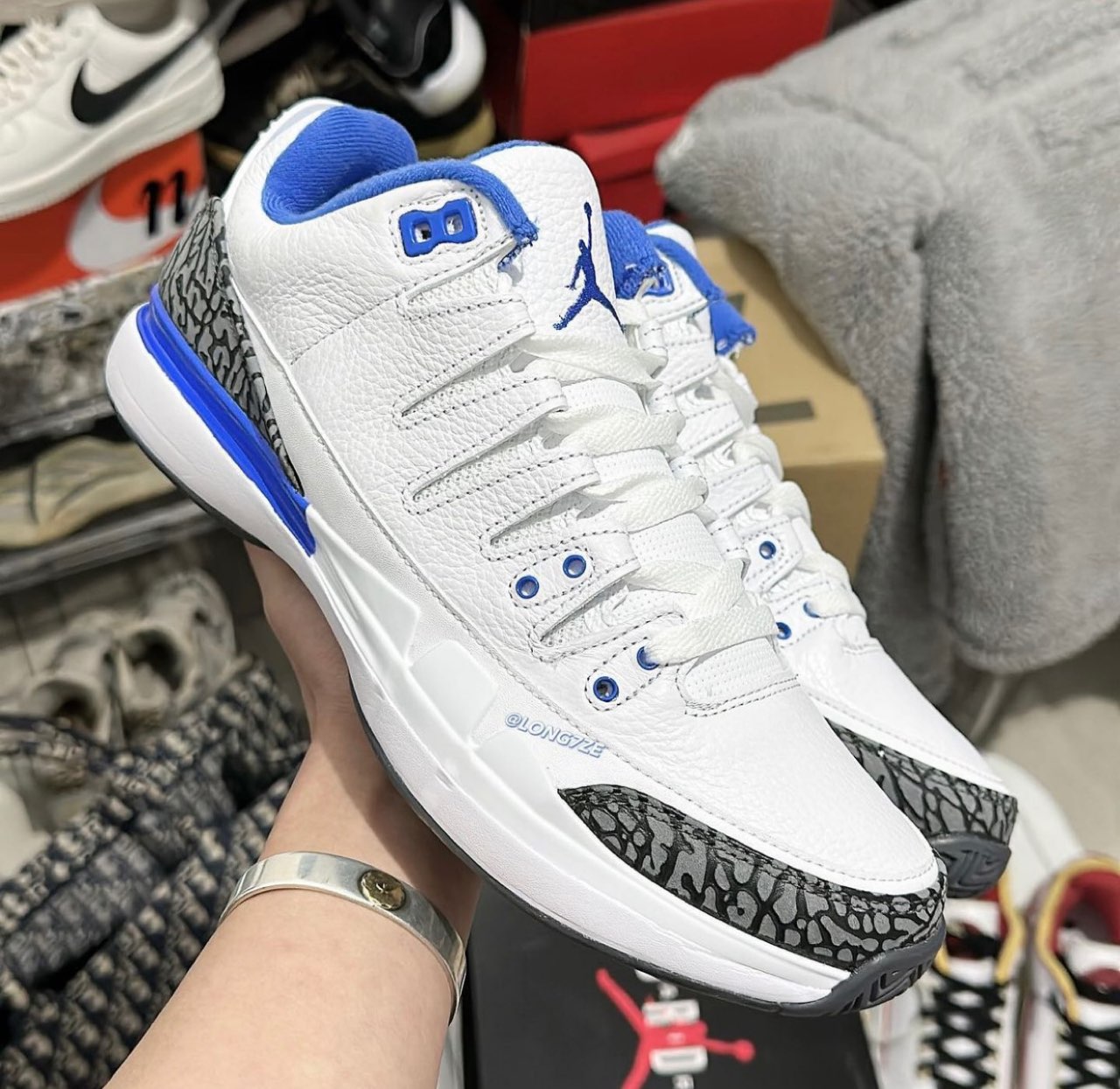 卸直営店（お得な特別割引価格） Nike Zoom Vapor AJ3 Racer Blue 28.5