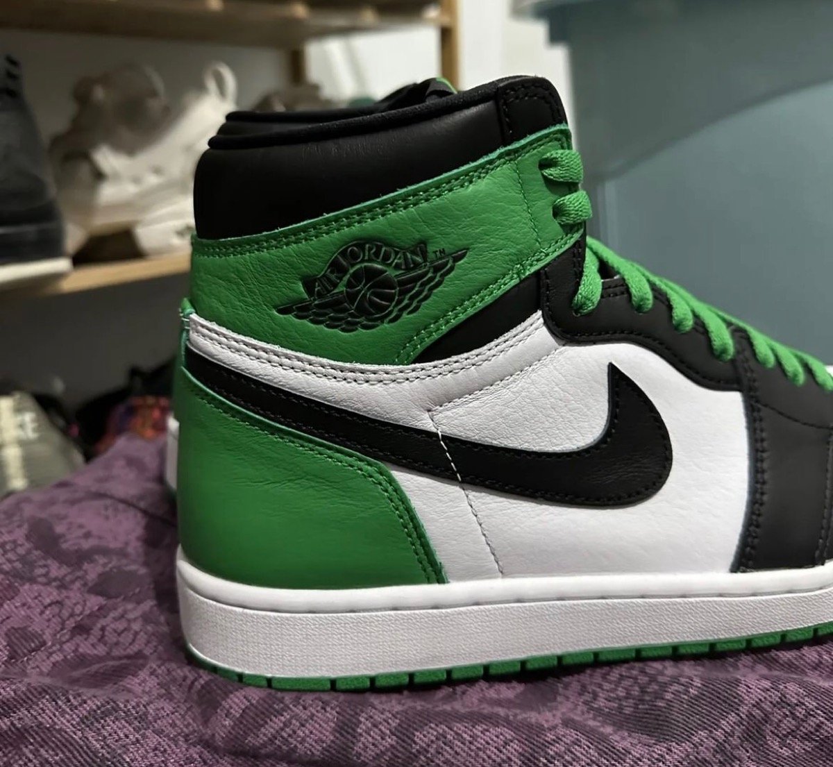 Nike Air Jordan 1 Retro High OG "Celtics