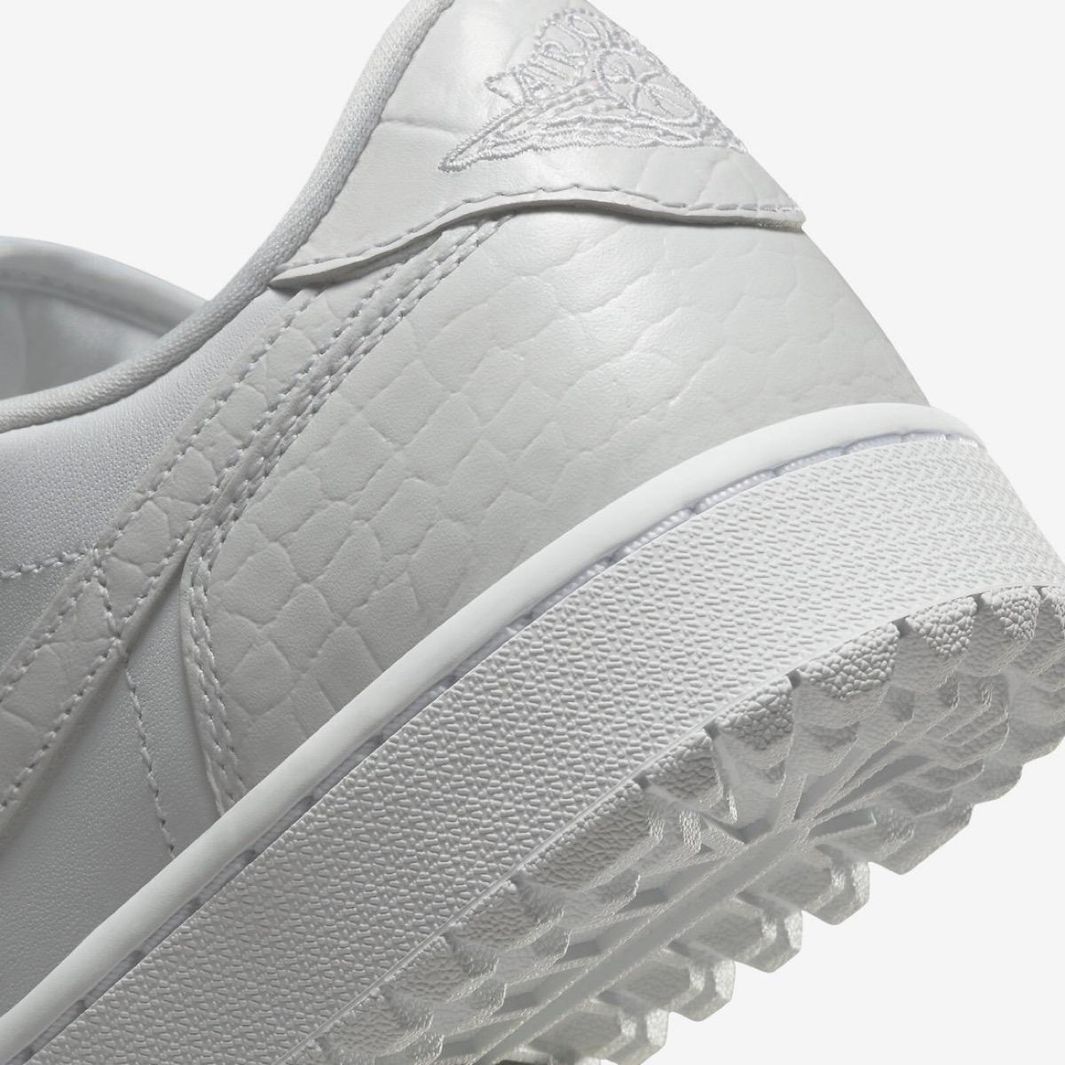 Nike Air Jordan 1 Low Golf “White Crocodile Skin”が国内10月16日 