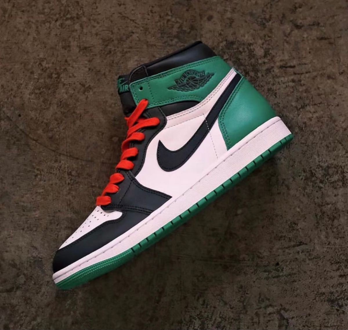 CelticsカラーのNike Air Jordan 1 Retro High OG “Lucky Green”が国内 ...