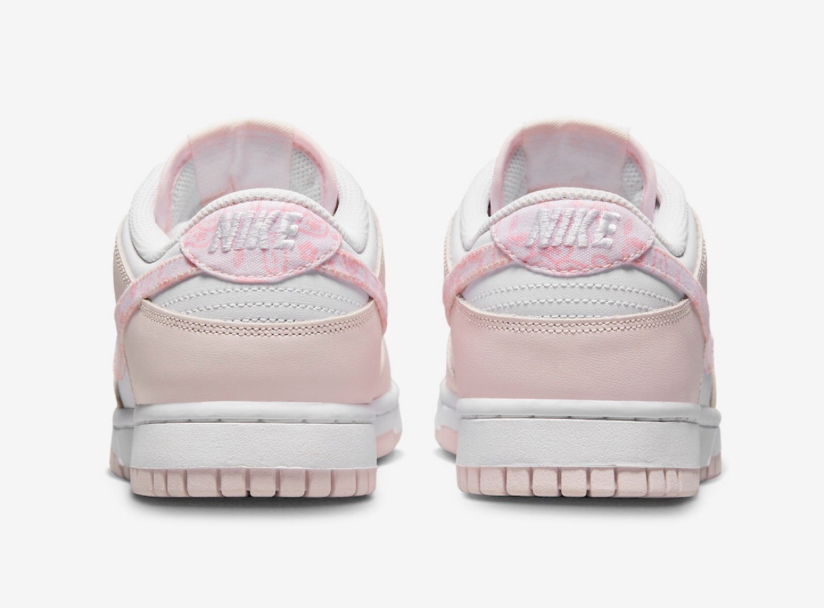 Nike WMNS Dunk Low "Pink Paisley"