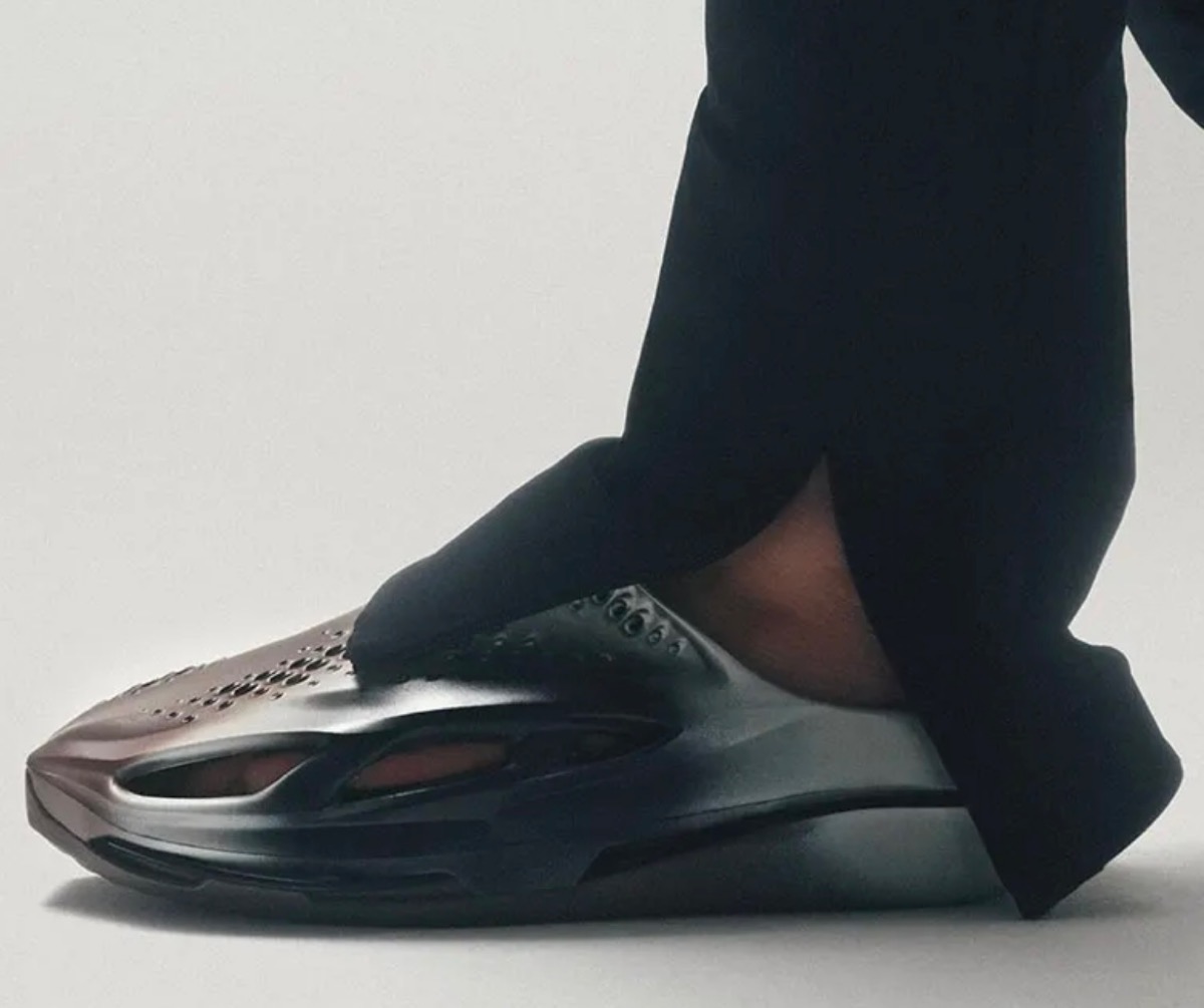 Matthew M Williams × Nike 新型コラボサンダル『Zoom MMW 005 Slide 