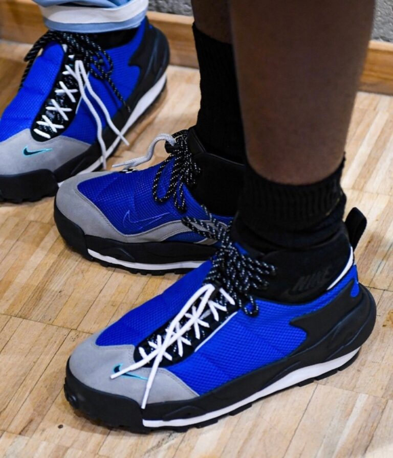 nike sacai rep