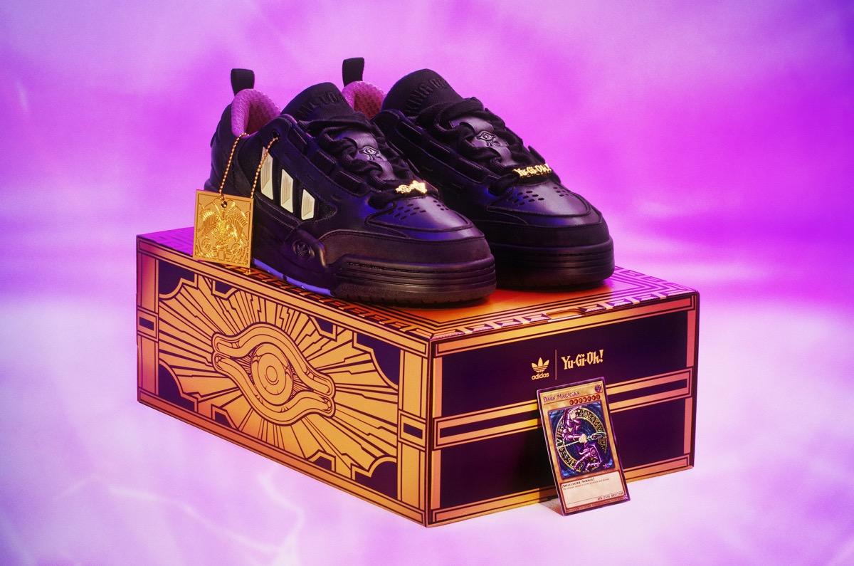 限定カードも付属！Yu-Gi-Oh! × adidas 『ADI2000 “遊戯の世界”』が